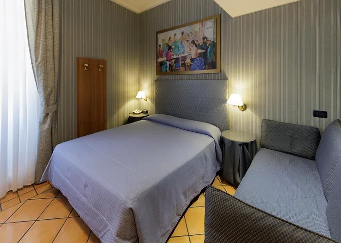 Hotel Lirico