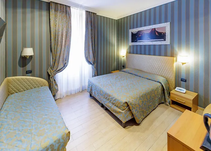 Otel Lirico