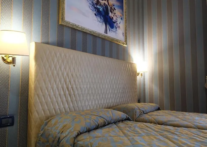 Hotel Lirico Roma
