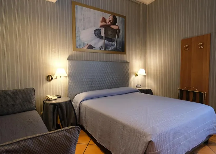 Otel Lirico