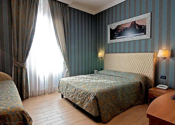 Otel Lirico 3*