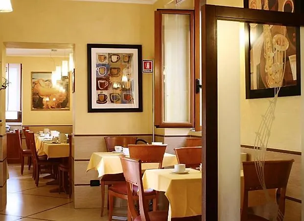 Hotel Lirico Roma