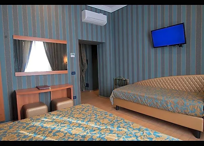 Otel Lirico