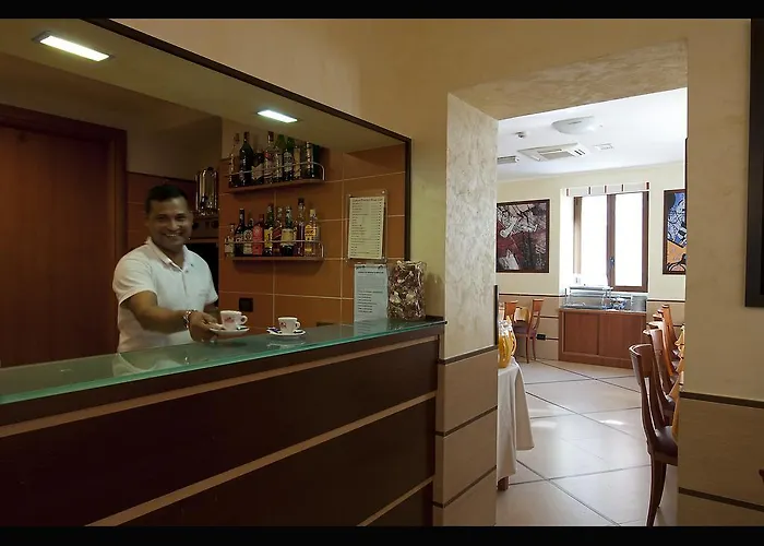 Otel Lirico 3*