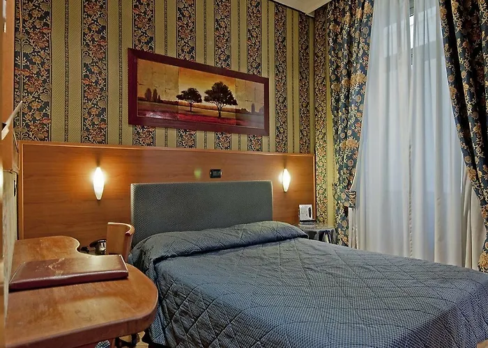 Otel Lirico
